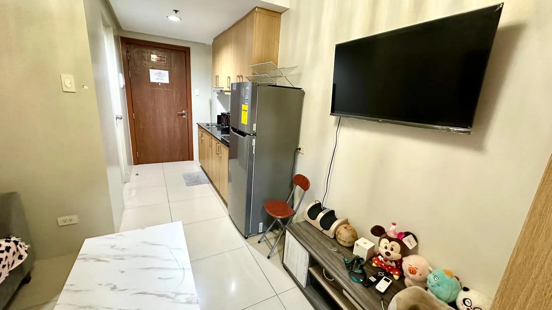 Kathys Crib 11Th Flr Aparthotel Manila